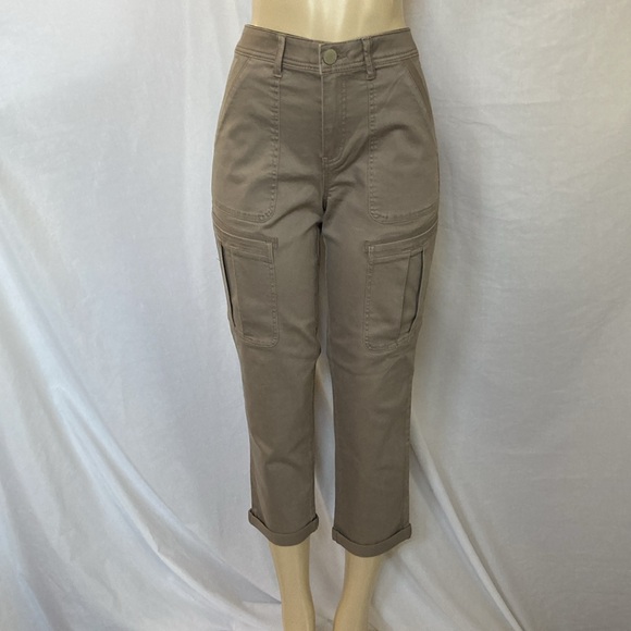 DEMOCRACY Jeans Tummy Control Size 8 Roll Cuff Cargo Pocket Utility Pants NWOT - Picture 3 of 8